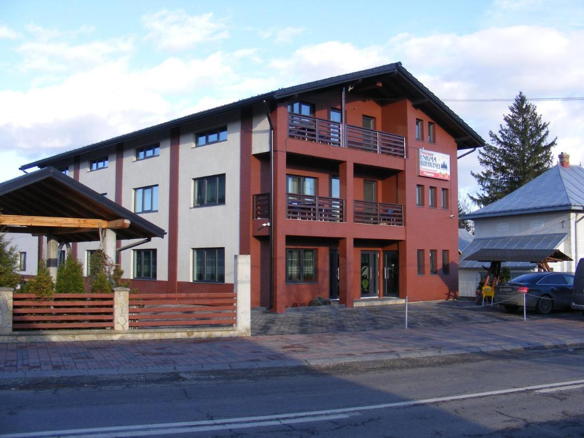 Hotel Enigma Bucovinei Vicovu de Jos Exterior foto